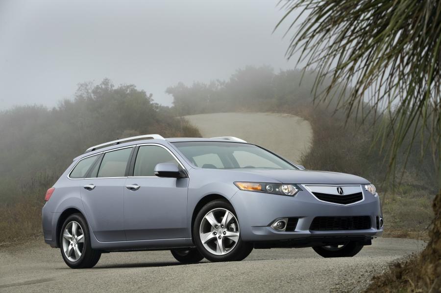  Acura TSX Sport Wagon 2010 года  (фото 2 из 63)